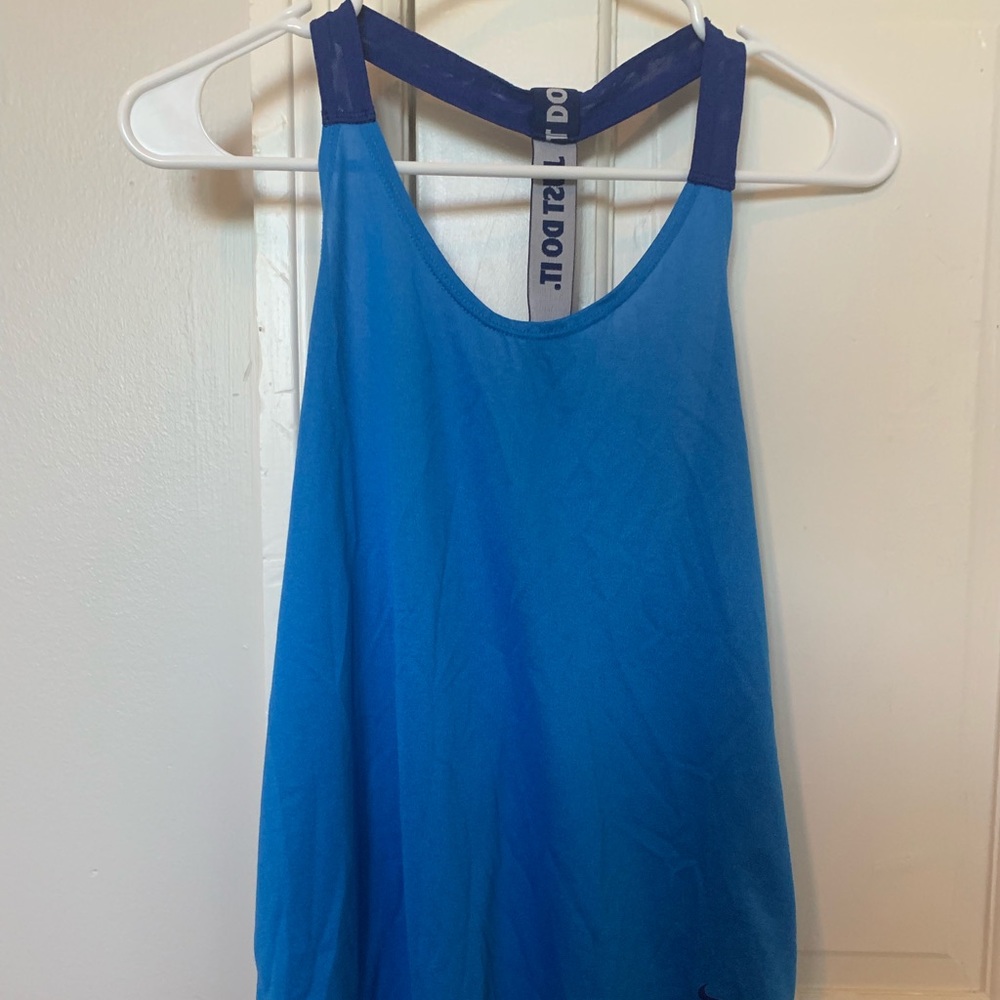 Nike tank